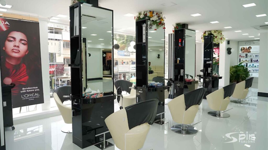 Best Salon in Kogilu Cross – Haircut, Makeup & Spa