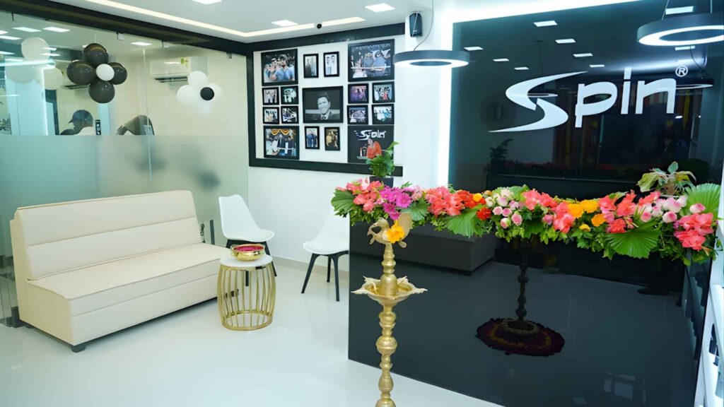 padmaraonagar best salon